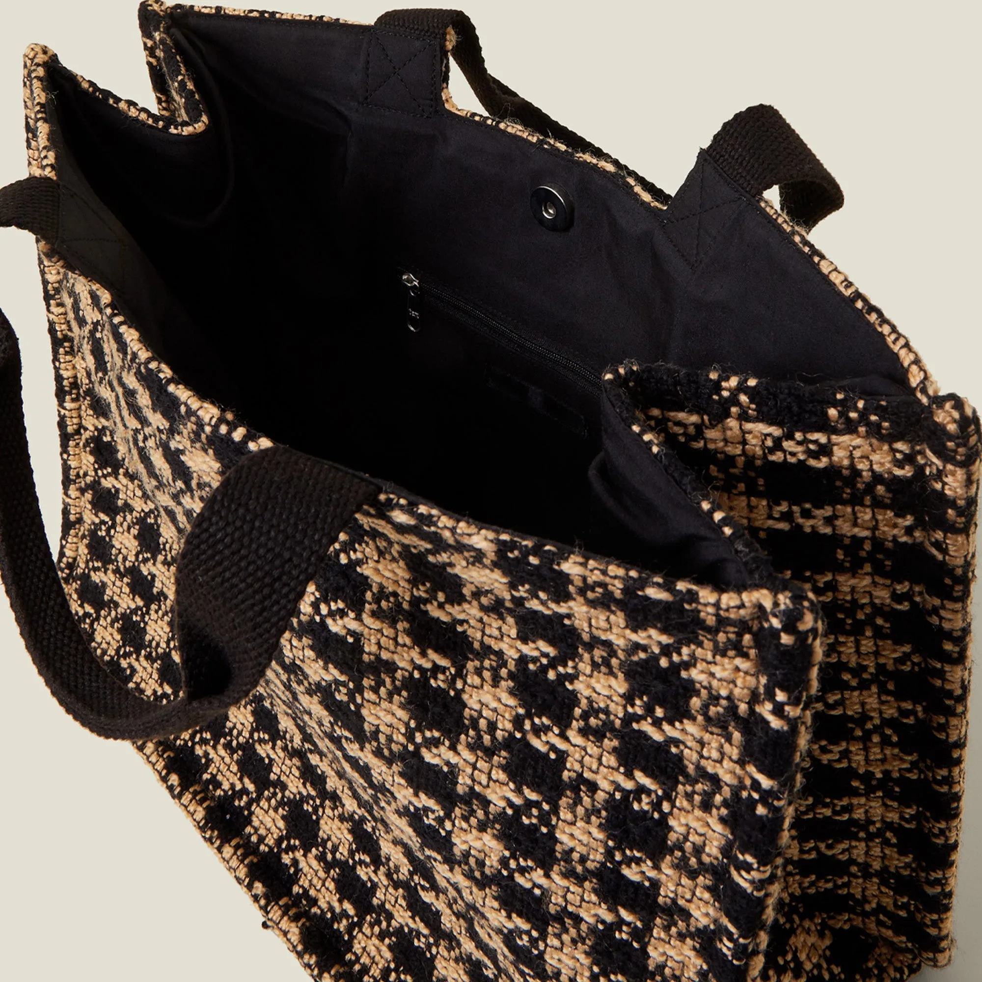 Black And White Large Woven Houndstooth Print Handbag
