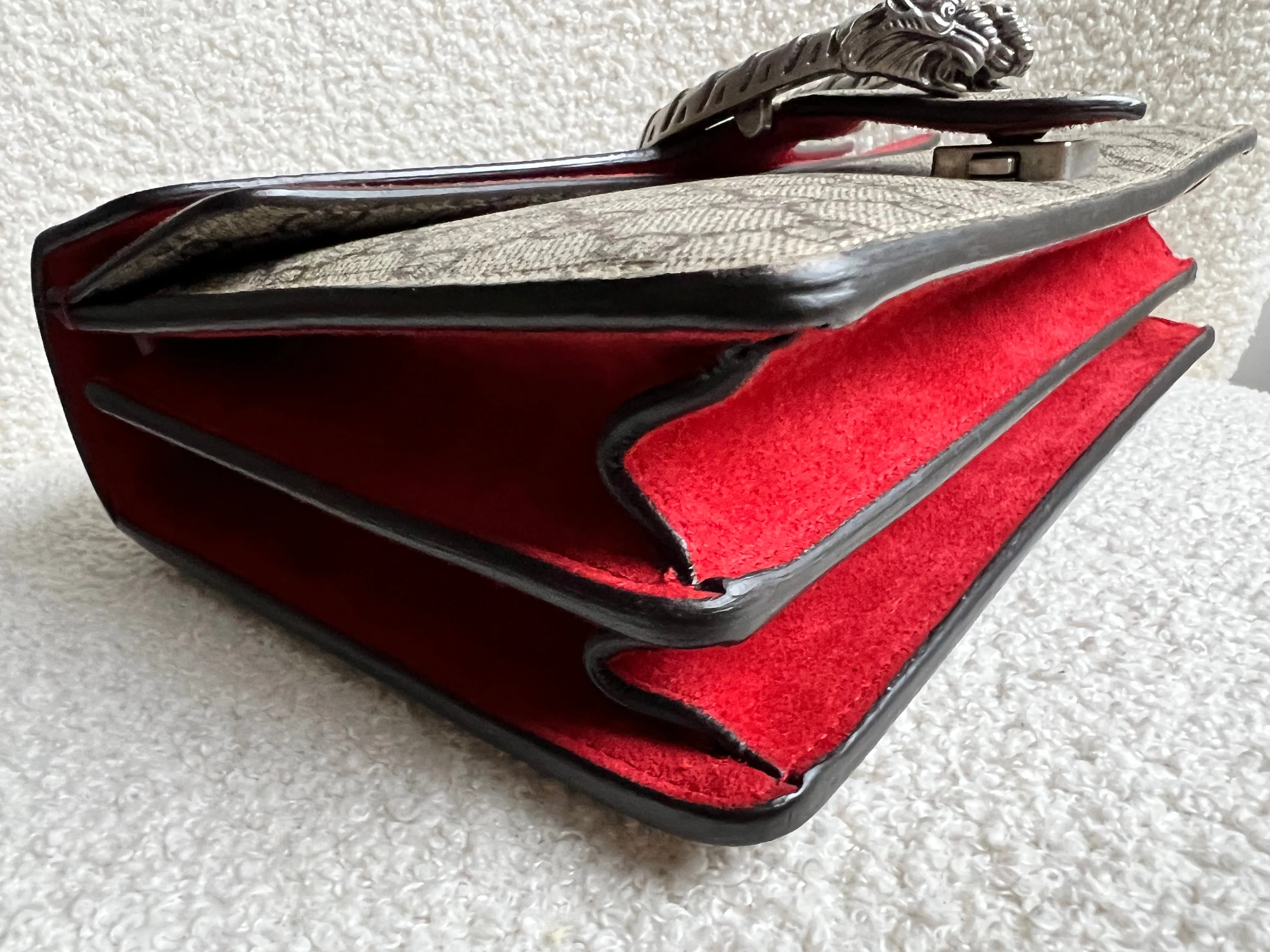 Gucci Dionysus GG Supreme Small Shoulder Bag (RRP £2,220)