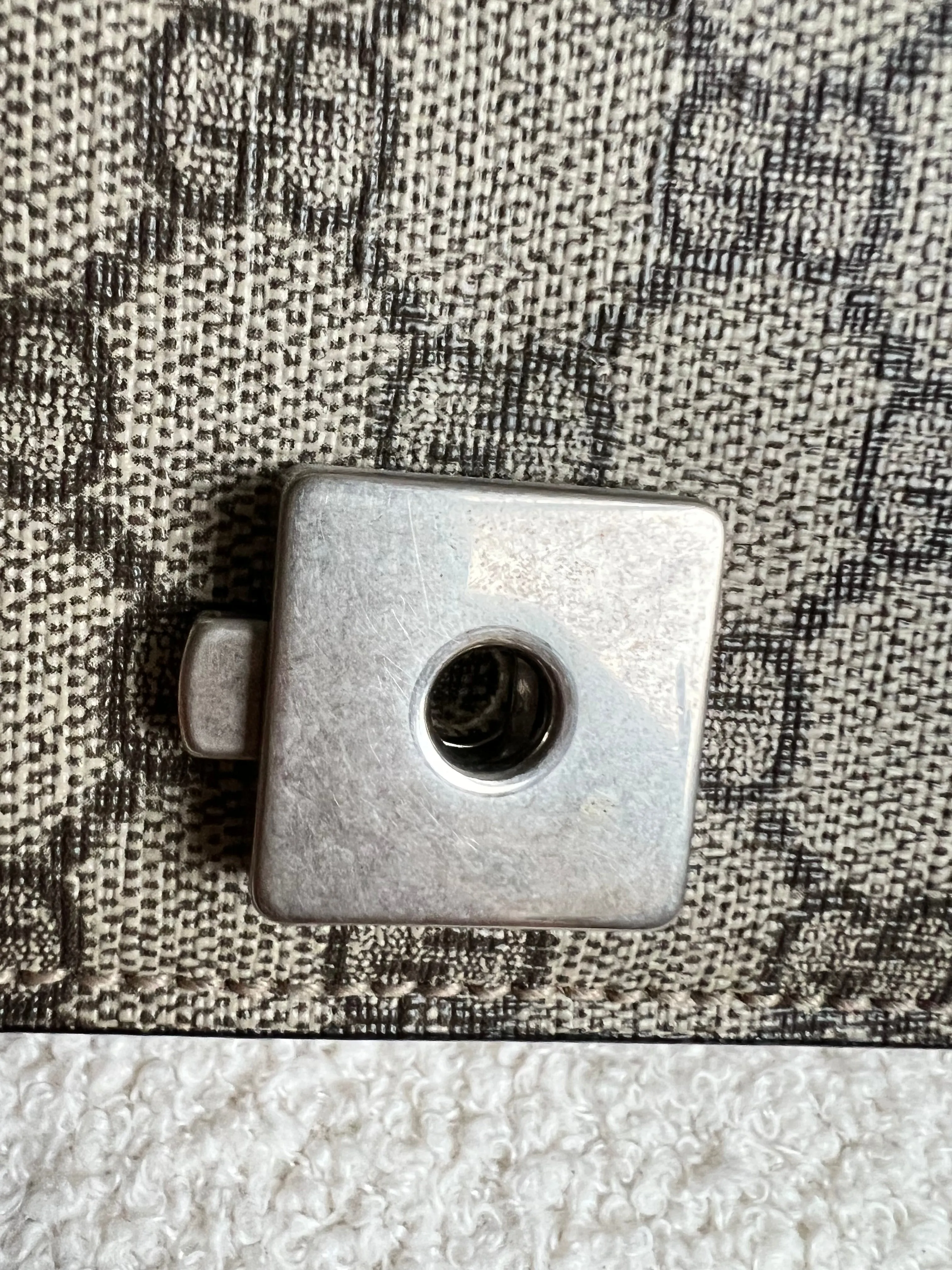 Gucci Dionysus GG Supreme Small Shoulder Bag (RRP £2,220)