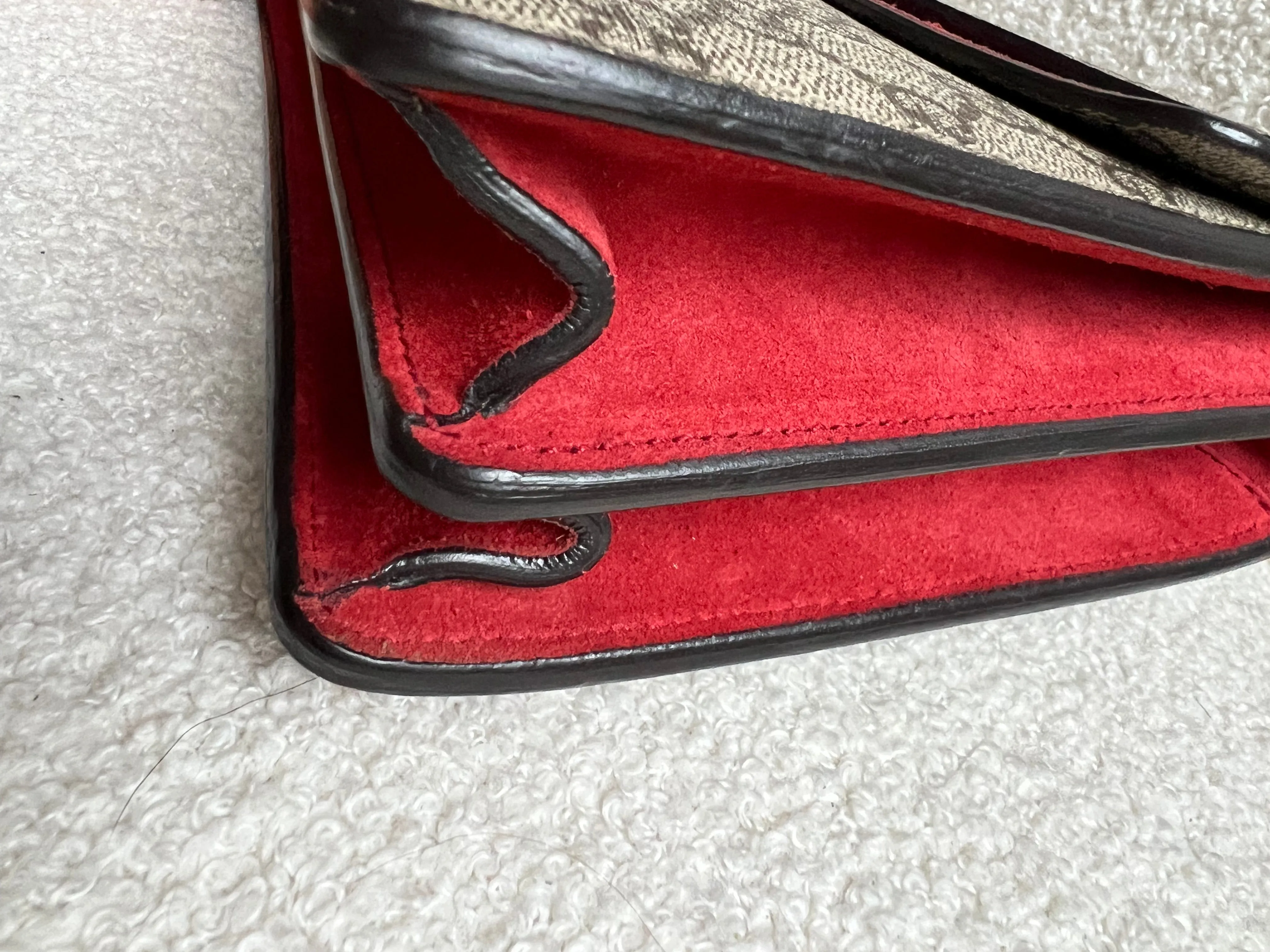 Gucci Dionysus GG Supreme Small Shoulder Bag (RRP £2,220)