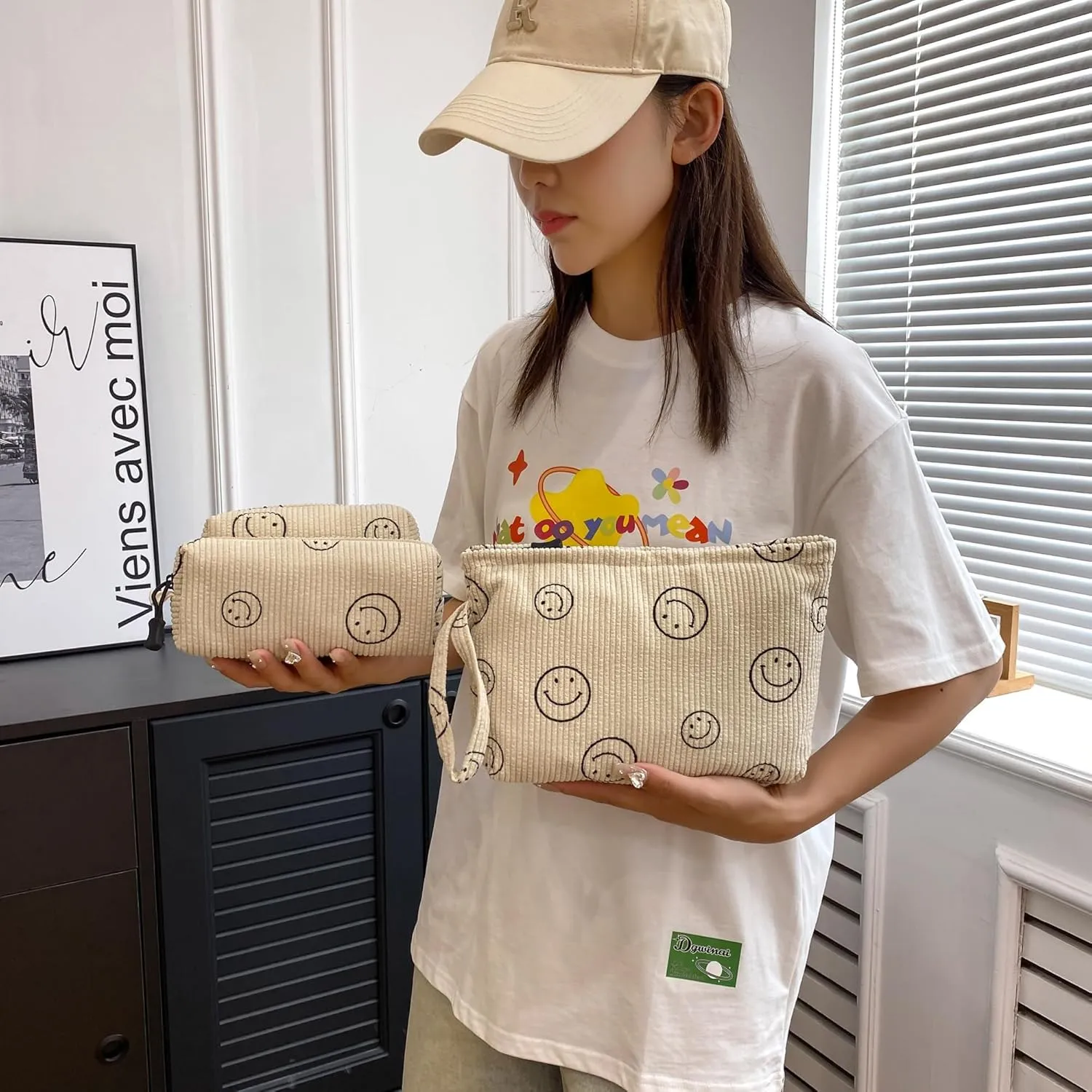 Small Makeup Bag with Pocketes and Zipper Corduroy Makeup Pouch for Purse Travel Corduroy Cosmetic Organizer Toiletry bag for Women