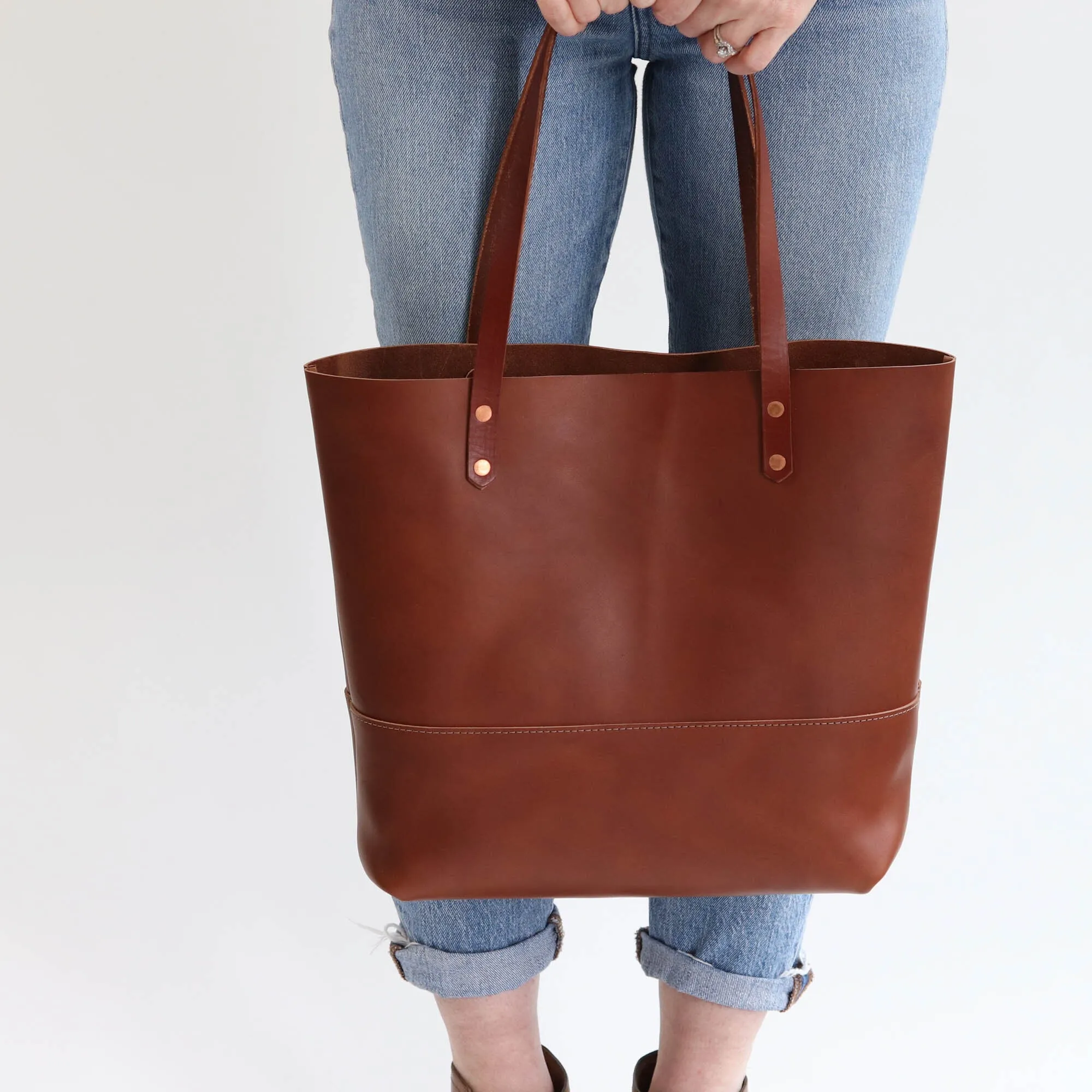 Work Tote in Italian Vegetable Tanned Leather - Brown