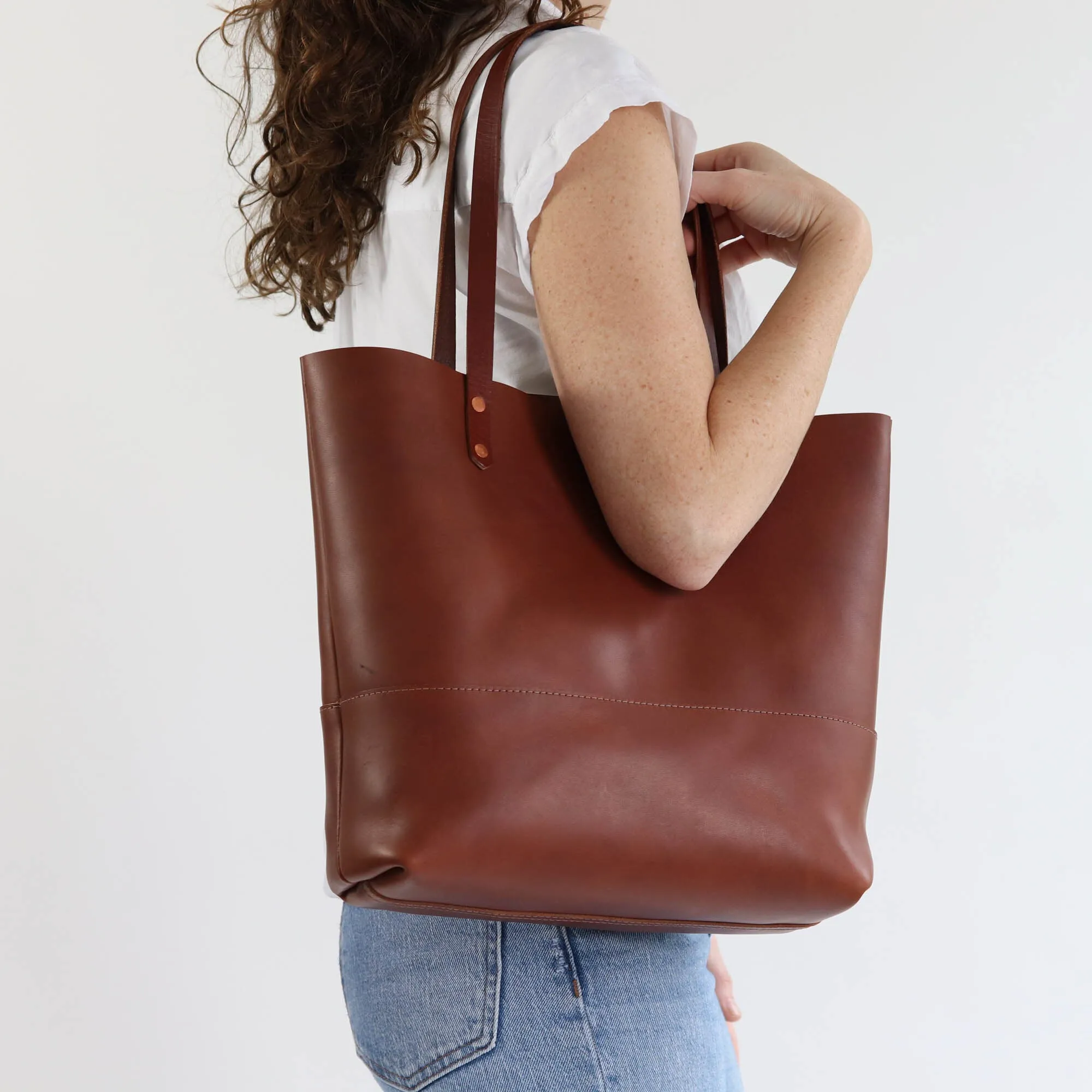 Work Tote in Italian Vegetable Tanned Leather - Brown